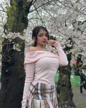 uwudracu Instagram - Sakuras & Kobe Beef to rmb my april 💞