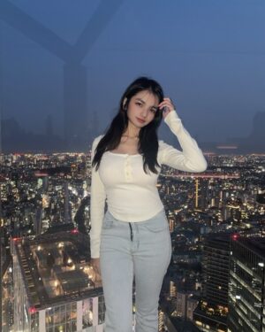 uwudracu Instagram - Shibuya sky was cute, until i showed up
