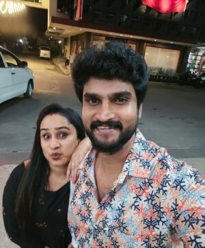 vj Santhiya Instagram - ❤️ Ennaval ❤️

#lovetogether #mywife #mylife #enjoy #happiness #lovely #kiss #nature #spark #heart #touch #lifestyle #feel #enjoytogether❤️