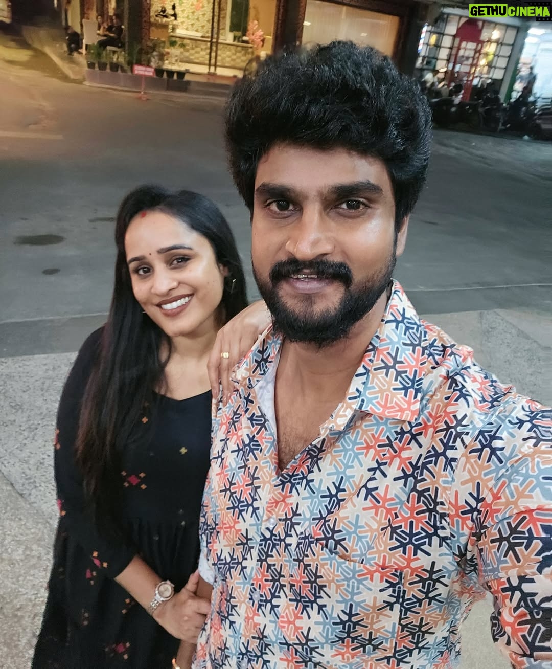 vj Santhiya - 2.6K Likes - ❤️ Ennaval ❤️
#lovetogether #mywife #mylife #enjoy #happiness #lovely #kiss #nature #spark #heart #touch #lifestyle #feel #enjoytogether❤️
