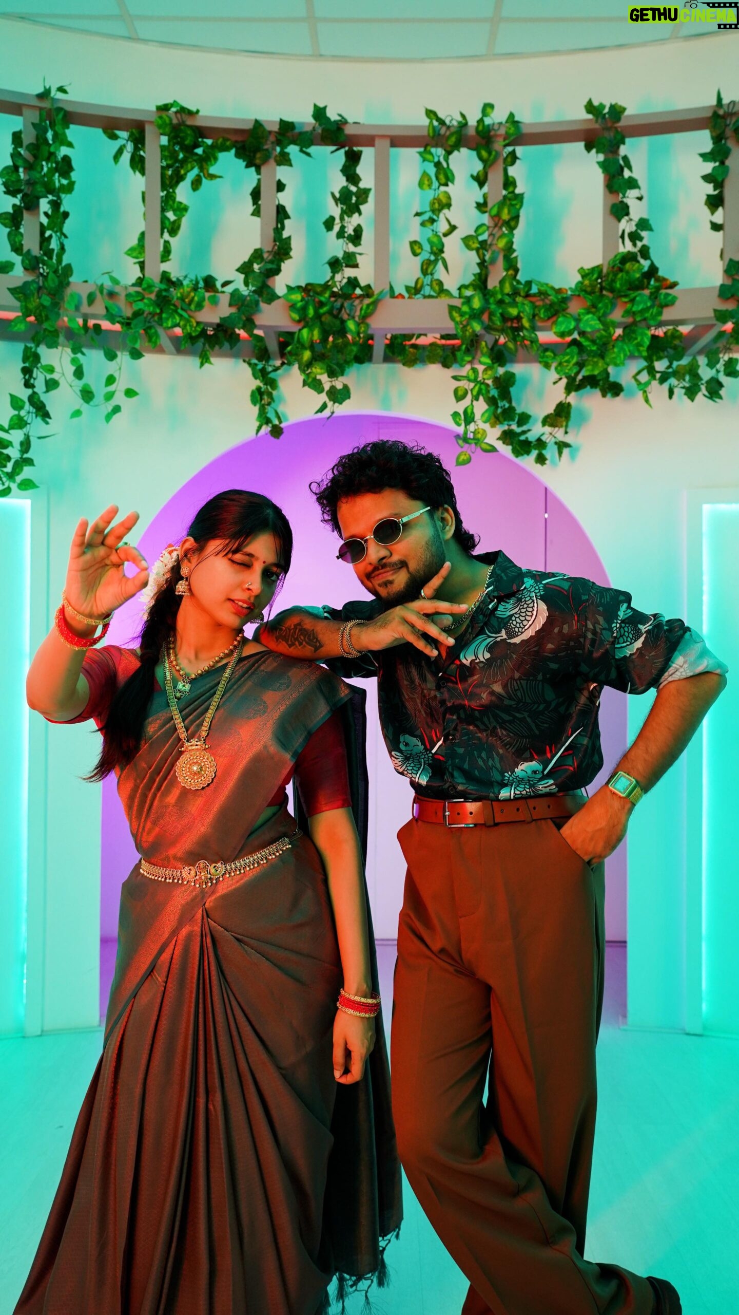 yashashree rao - 229.5K Likes - Bringing the phool and angaar to your feeds 🌺🔥
#Pushpa2OnNetflix #Pushpa2TheRule #Pushpa2 #WildFirePushpa #IconStar