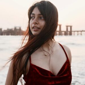 yashashree rao Instagram - Beach is my runaway 😏🤣 

Shot by : @creative.mastak_ 

#instagram #explore #explorepage #fyp #foryou #instadaily #beach #photoshoot