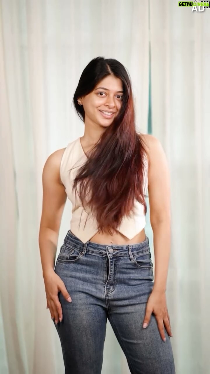 yashashree rao - 26.8K Likes - *From thinning to thriving — thanks to Dove scalp hair therapy serum for bringing the bounce back!*
@doveindiachannel
*Based on clinical study, 2024 for usual hair thinning
#DoveScalpSerum #StrongerRootsFullerHair #HealthyHairJourney #BoostHairDensity #DoveIndia #ScalpHairTherapy
#ad