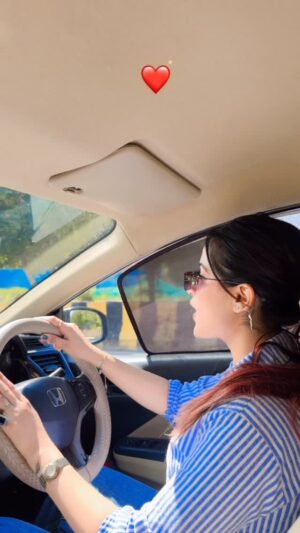 Aanchal Dhiman Instagram - ❤️✌🏻

#foryou #foryoupage #like #like4like #support #viral #viralvideos #video #videogames #like4like #likes #supplements #queen #drive #car #dog