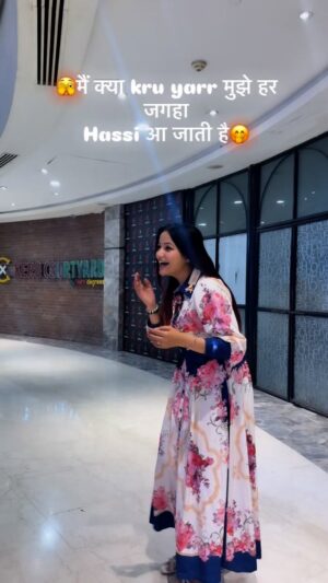 Aanchal Dhiman Instagram - 😋😂

#foryou #foryoupage #like #like4like #support #supportlocal #queen #viral #viralvideo #video #game #smile #smiles #face #faces #reel