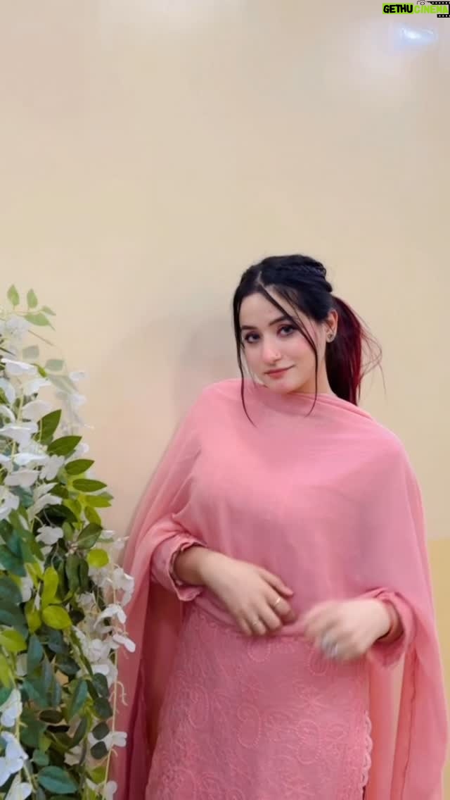 Aanchal Dhiman - 3 Likes - Kya baat hai👌🏻

#foryou #foryoupage #queen #viral #trend #tredingreels #reel #instamood #instagram #instafit #instamusic #music #song #songs #sad #sadness #status