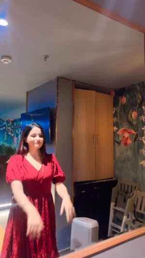 Aanchal Dhiman Instagram - La la la la la ✅

#foryou #foryoupage #like #liketime #support #supportlocal #queen #liketime #viral #viralvideo #video #reel #insta