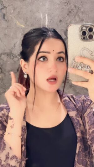 Aanchal Dhiman Instagram - Mere vala ( Taal kr ) krta h 😂
Location check krta hai 😅

#foryou #foryoupage #viral #viralvideos #video #videogames #gamer #million #model #gurjar #boy #boys #reel #insta #instamood #instagood