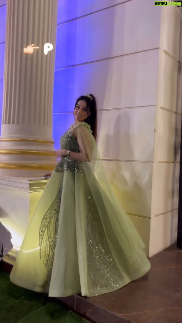 Aanchal Dhiman - 3 Likes - Smjhe kya 🤭😋

#foryou #foryoupage #like #support #viral #liketime #queen #million #view #réel #reel #instagram #instagood #attitute #gotit #point