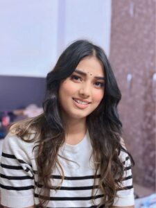 Actress Aarohi Rawat HD Photos and Wallpapers September 2025