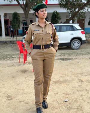 Aarohi Rawat Instagram -