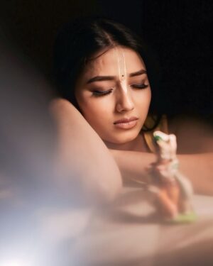 Aarohi Rawat Instagram - 🦚🙏🏻