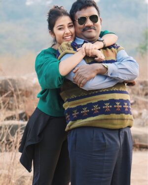Aarohi Rawat Instagram - ♥️🥀😘#photooftheday #photo #photographer #photography #photoshoot #photos #papa #papá #papà #papafranku