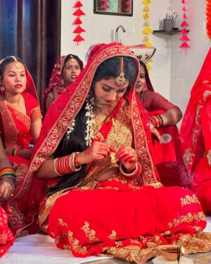Aarohi Rawat Instagram - Shooting time #karwachauth #karwachauthspecial #love