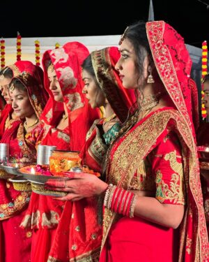 Aarohi Rawat Instagram - Shooting time #karwachauth #karwachauthspecial #love