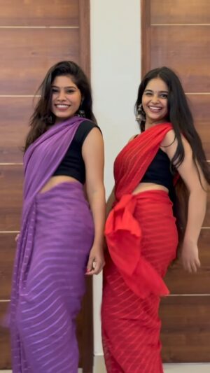 Aarti Sahu Instagram - Aap ye video kaha se dekh rhe ho? 😜😘 @saloni_suleniyaaa03 @itsaartisahu