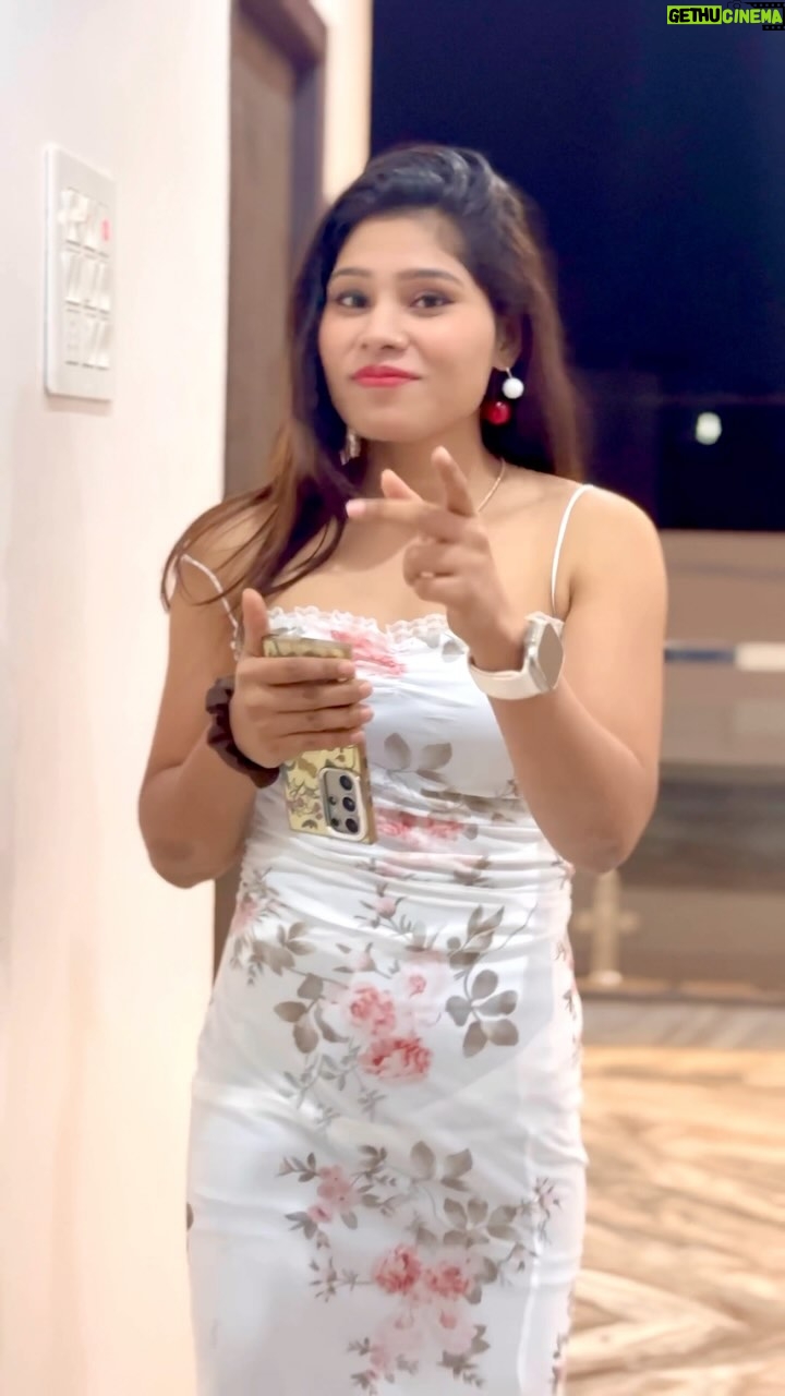 Aarti Sahu - 98.3K Likes - Jise dhokha dena hoga vo dhokha de hi dega…💔