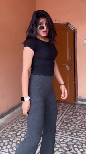 Aarti Sahu Instagram - Bhojpuri on trending 😍🔥