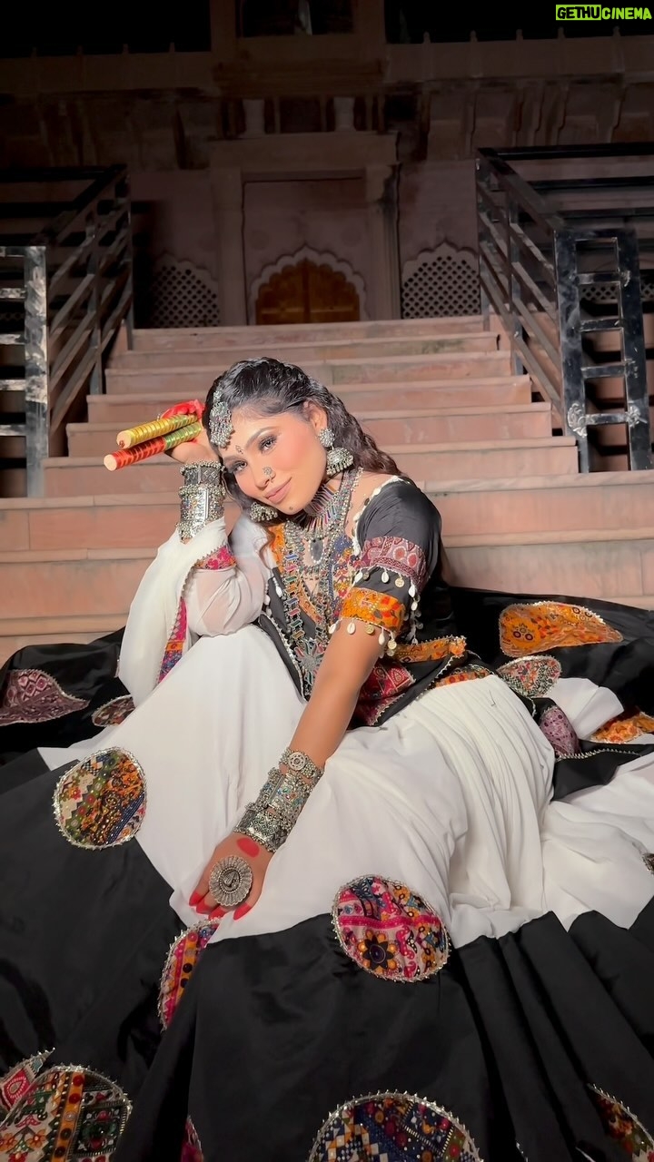 Aarti Sahu - 87.6K Likes - नवरात्रि की शुभकामनाएँ ✨☺️💃 @itsaartisahu 

MUA💄 @lovely_makeovers_ 

#garba #navratri #trending #navratrispecial #reels #dandiya