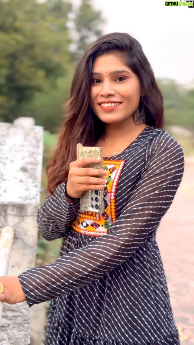 Aarti Sahu - 1.2 Million Likes - सच बोला न ?🥹❤️‍🩹 @itsaartisahu 
ib @yadavrasunny