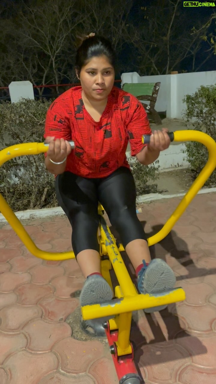 Aarti Sahu - 296.4K Likes - thanks to my haters for demotivating me 🙃 aap nhi hote to mai 30kg nhi loose kar pati 👍 @itsaartisahu 

#weightlossjourney #trending #reels #weightlossmotivation