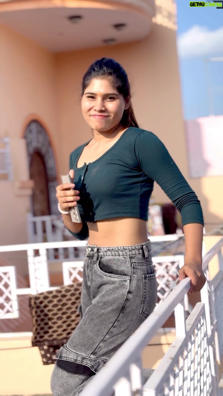 Aarti Sahu - 261.8K Likes - सच बोला न?🥺💔 @itsaartisahu