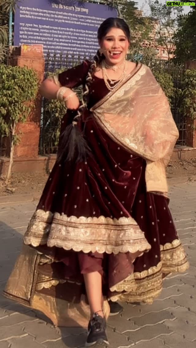 Aarti Sahu - 163.9K Likes - कहाँ है मेरा दूल्हा ?😍🙈