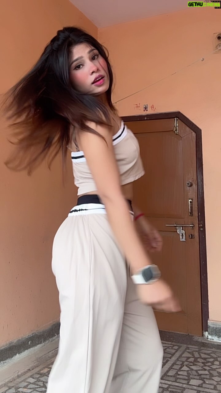 Aarti Sahu - 104.6K Likes - Pocket hi nhi h🥺

#reelstrending
