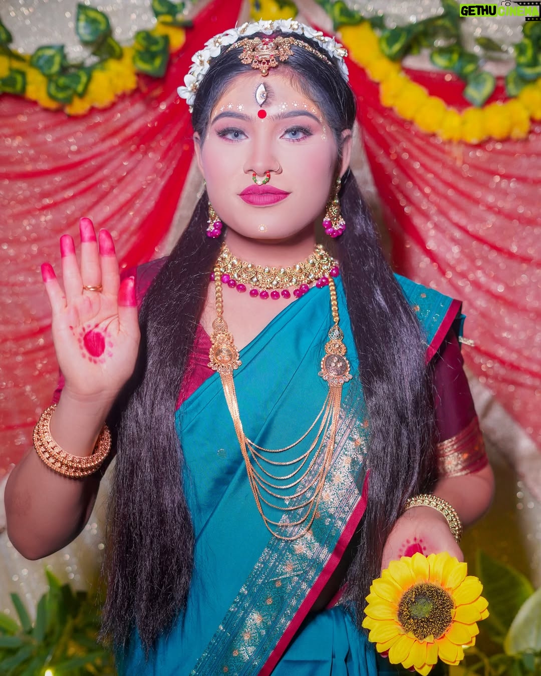 Aarti Sahu - 127.6K Likes - नवरात्री माता रानी 9 स्वरूप 🙏🔱✨🪷 @itsaartisahu 

💄 @rubysharmamakeovers13 
🎨 @work_by_vortex 

#jaimatadi #durga #navratri
