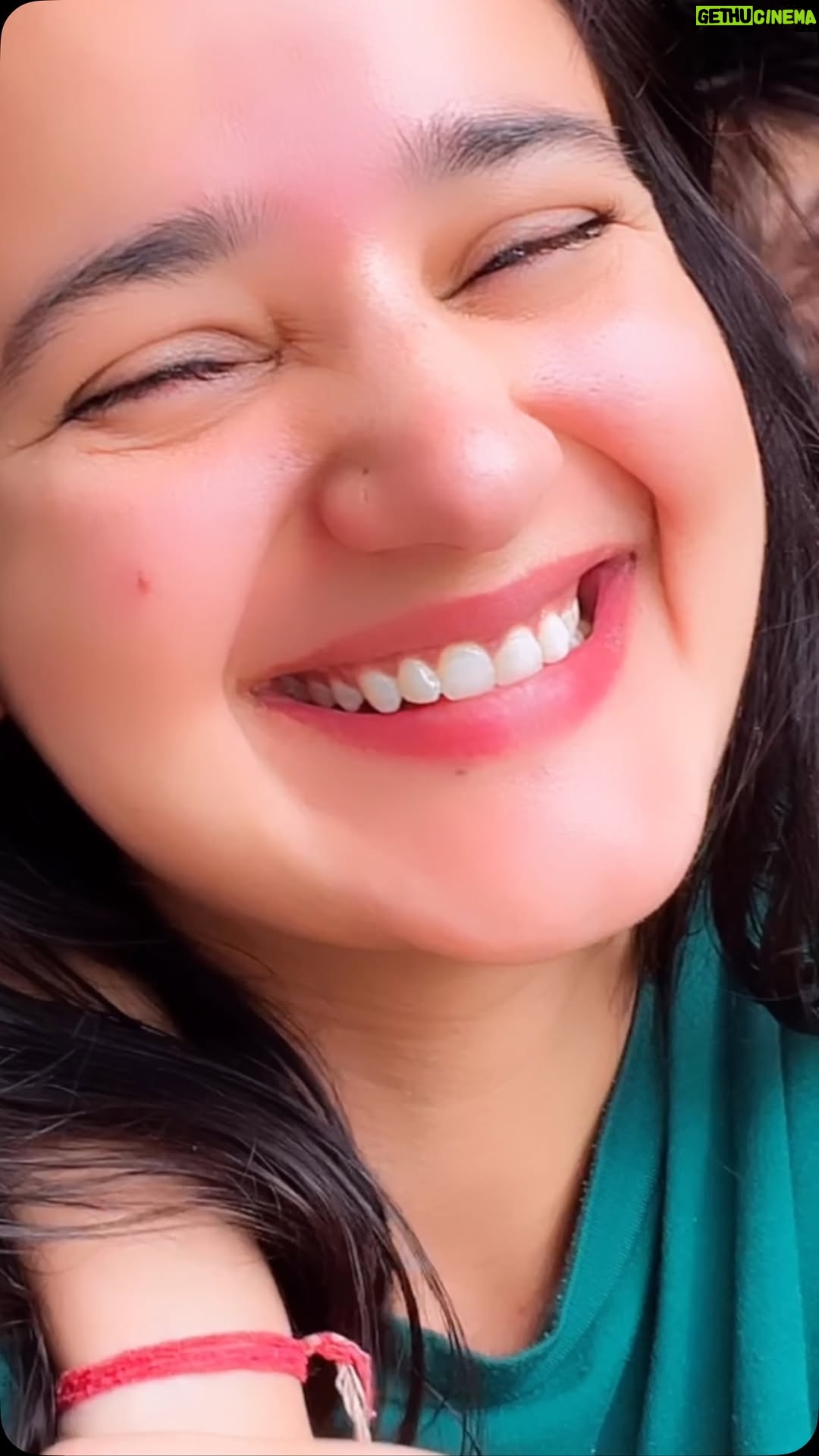 Aarti Singh - 95.9K Likes - Thodi si pagal to hu ☺️😂#love
