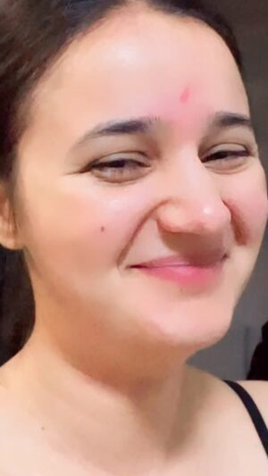 Aarti Singh Instagram - Bhot shareef hai 🙌🏻❤️😂 India wale #india