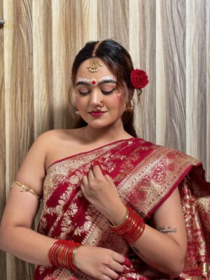 Aastha Sarkar Instagram - In this moment, it’s not about perfection, it’s about surrender to the beauty of culture, devotion, and inner peace🕊️🪞🪈🦚