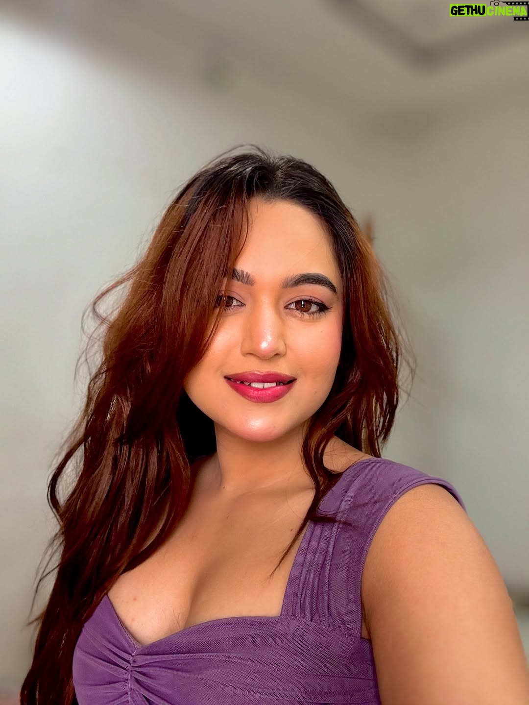 Aastha Sarkar - 3 Likes - She’s the calm before the storm🌊