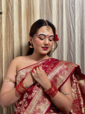 Aastha Sarkar Instagram - In this moment, it’s not about perfection, it’s about surrender to the beauty of culture, devotion, and inner peace🕊️🪞🪈🦚