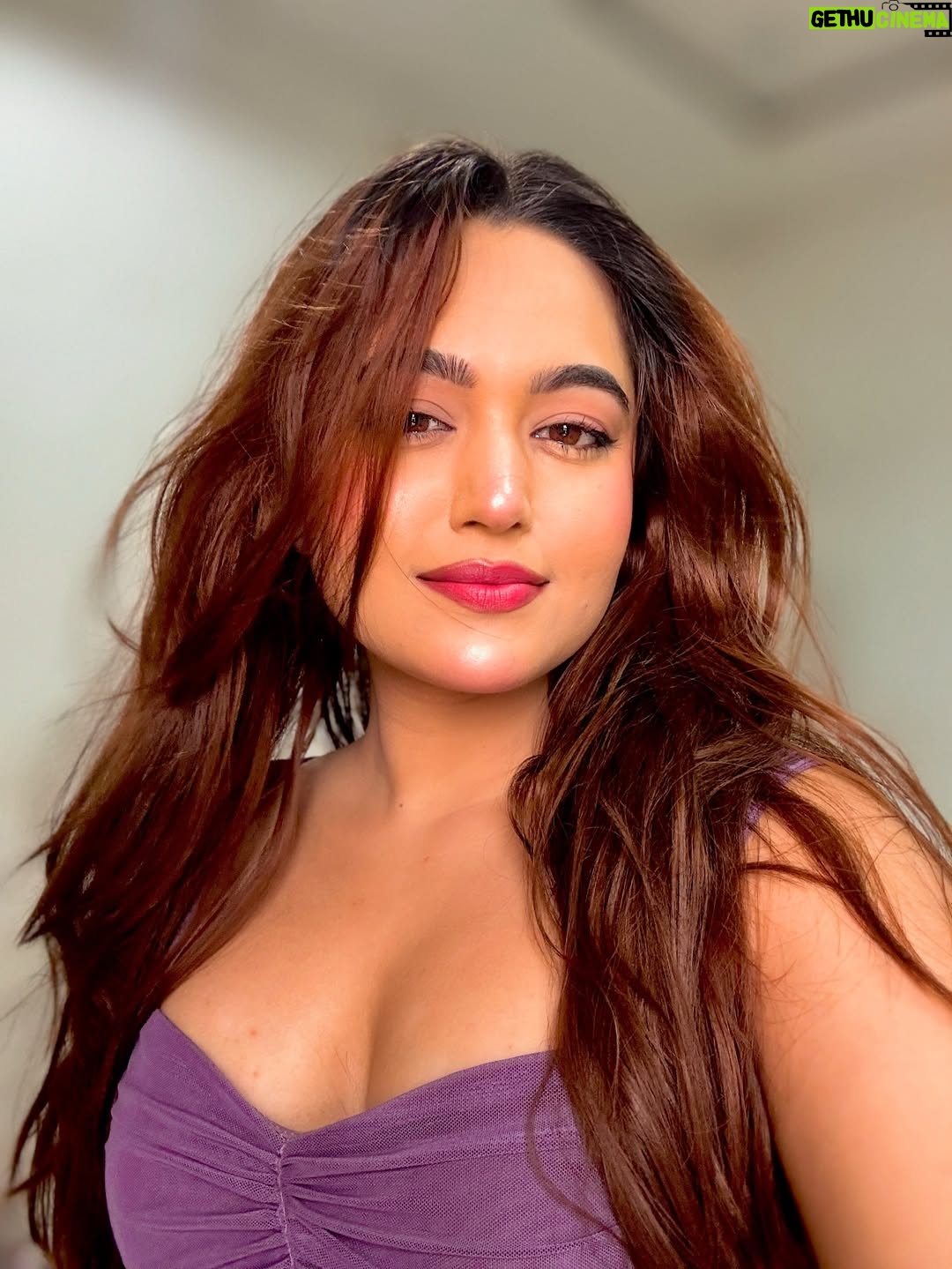 Aastha Sarkar - 3 Likes - She’s the calm before the storm🌊