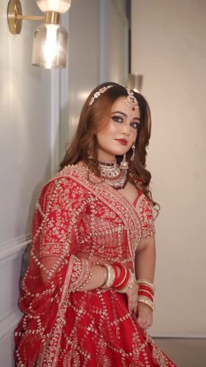 Aastha Sarkar Instagram - ❤️ Perfect Bridal Look ❤️
Outfit- @flyrobebilaspur_
Photography - @alpha_shashwath
Muse - @aastha_sarkar_
Makeup - @vijaya_tuteja_makeover
Hair - @vaishalirajput61
Jewellery - @fashionparadebsp
Venue - Meenakshi’s Salons, Bilaspur
_____________________________________
#VijayaTuteja
#MeenakshiSalonsAndAcademy
#MakeupClass #MakeupWorkshop
#ProfessionalMakeup
#BilaspurDiaries
#Bilaspurian