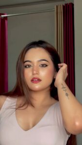 Actress Aastha Sarkar HD Photos and Wallpapers September 2025