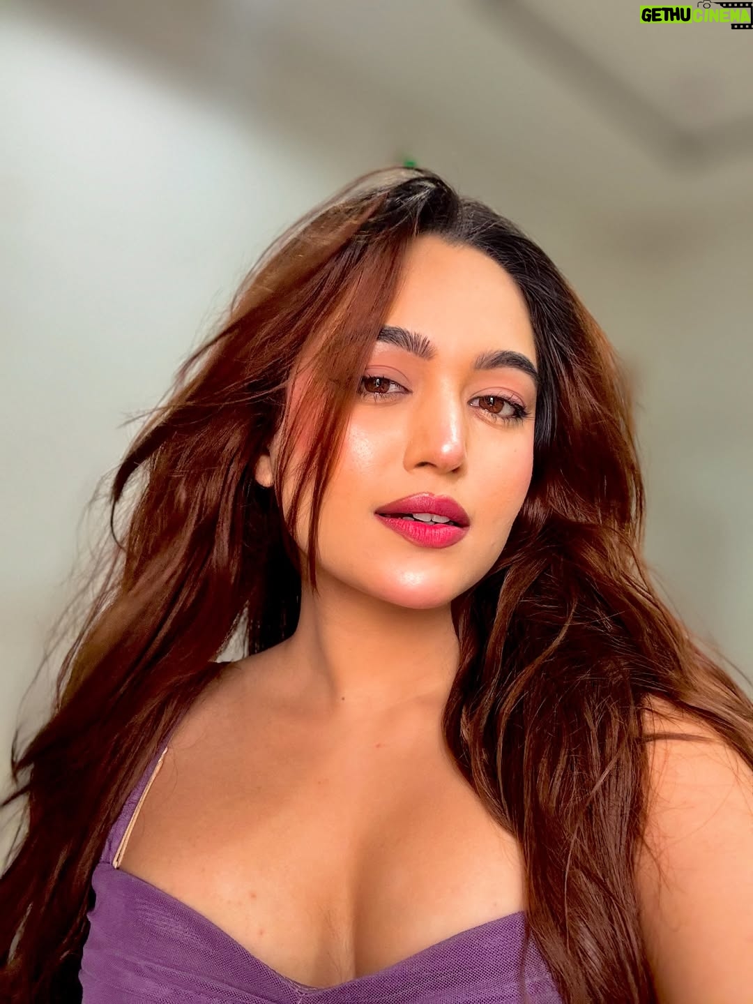 Aastha Sarkar - 3 Likes - She’s the calm before the storm🌊