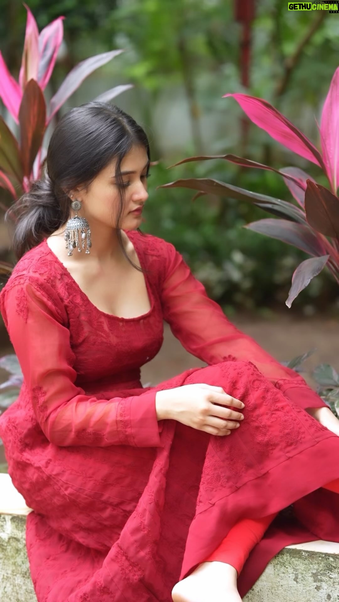Aayushi Verma - 260.4K Likes - This music ❤️