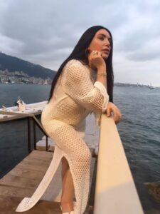Abeer Sabry Most Liked Photos and Posts