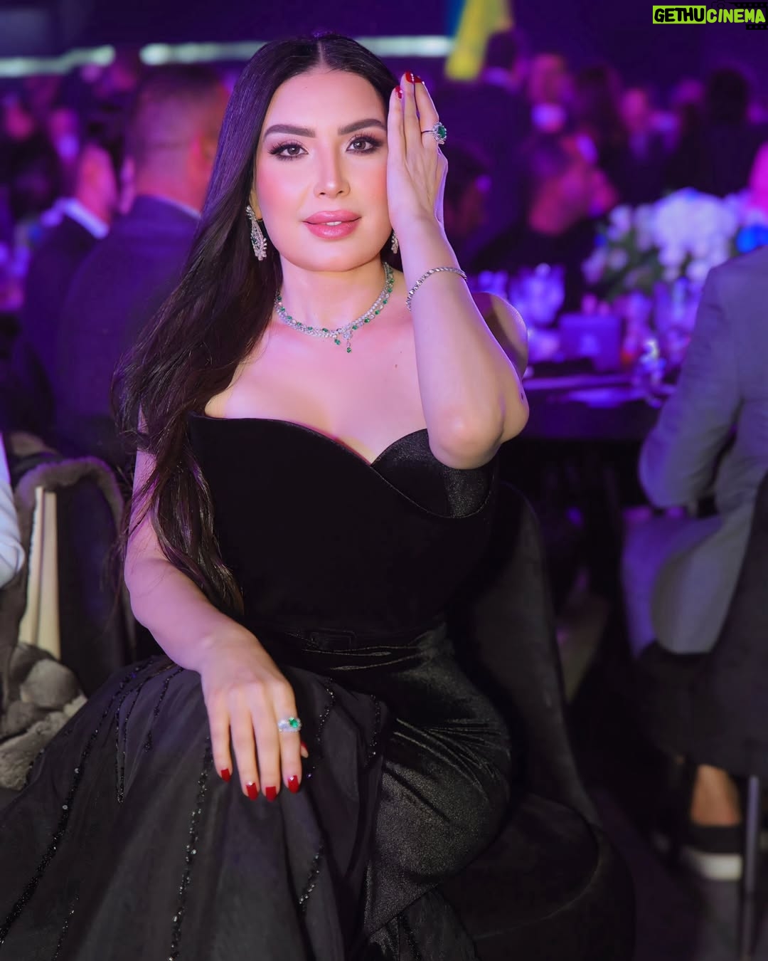 Abeer Sabry - 21.3K Likes - 🍒🍰💄 #abeer_sabry #ماشاء_الله #عبير_صبري