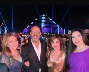 Abeer Sabry Instagram - الف مبروك ليلي زاهر وهشام جمال احلي عروسه وعريس في الدنيا ربنا يسعدهم ويهنيهم كانت ليله جميله اوي كلها حب وسعاده مبروك اخويا الغالي احمد زاهر ابو العروسه وحبيتي هدي ان شاء الله ايامكم كلها افراح وتفرحوا باولادهم ❤️❤️❤️🙏🙏 @ahmedzaherofficial1