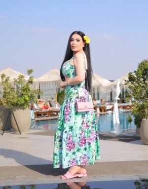 Abeer Sabry Instagram - Still thinking about my unforgettable stay at Fairmont Nile City Cairo @fairmontnilecity 🌟
Honored to be welcomed as a Guest of Honour, and let me just say this is the first time I’ve experienced this level of first class hospitality, it left me speechless!
Thank you for the love the comfort and the five-star treatment..true luxury!
Special thanks to Faten Moussa @fatenmoussafahmi for making this incredible experience happen.
Special thanks to Frank Naboulsi, Regional Vice President, Operations. and all the amazing team.
@saigon__restaurantandlounge
@luliveto.restaurant
#Fairmontnilecity #Fairmontspa
#GuestOfHonour #SuperstarStay #LuxuryRedefined #VIPExperience #VIPLife سعدت باستضافتي لقضاء اجازه مميزه كان فيها الكثير من الحفاوه والكرم في فندق فيرمونت نايل سيتي حيث الاطلاله الساحره علي نهر النيل العظيم واستمتعت بالاجواء الخلابه في مطاعمه المميزه الفاخره من المطعم الايطالي والياباني والشرقي ..اجازه رائعه احب تكرارها مره اخري ❤️🥰💫 #abeer_sabry #ماشاء_الل🌟🌟