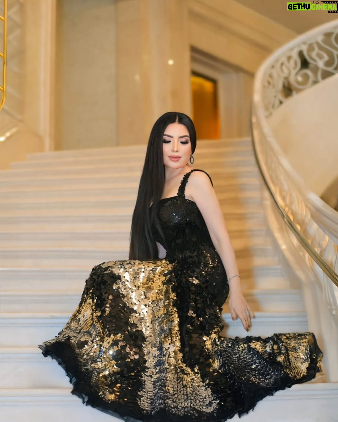 Abeer Sabry - 19.3K Likes - 🧜‍♀️🍰🥂 Dress  @incanto_boutique  #abeer_sabry #ماشاء_الله #AA#عبير_صبري