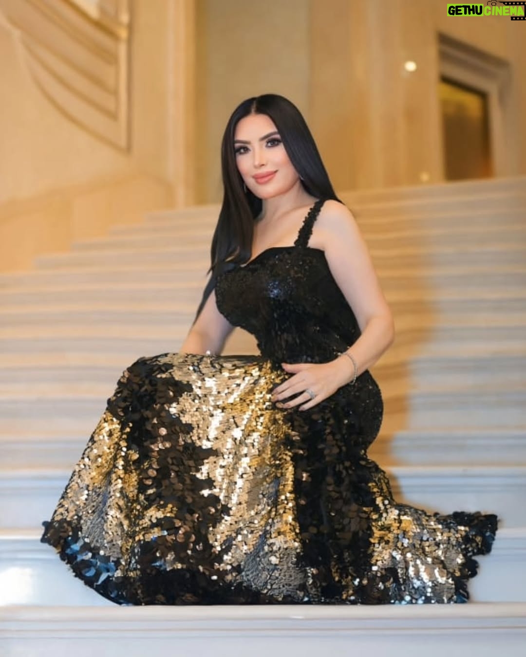 Abeer Sabry - 19.3K Likes - 🧜‍♀️🍰🥂 Dress  @incanto_boutique  #abeer_sabry #ماشاء_الله #AA#عبير_صبري