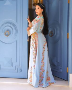 Abeer Sabry Instagram - يسعد ربي هالطله 🩵🦒🦋 kaftan @reemaljesmi #abeer_sabry #ماشاء_الله #عبير_صبري