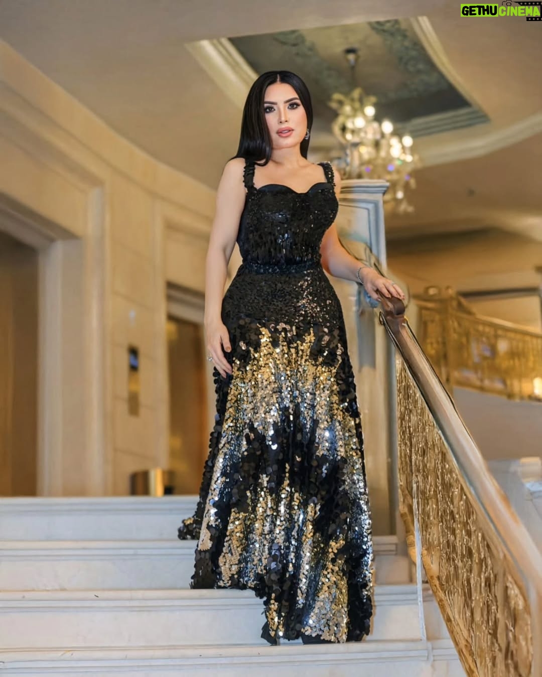 Abeer Sabry - 19.3K Likes - 🧜‍♀️🍰🥂 Dress  @incanto_boutique  #abeer_sabry #ماشاء_الله #AA#عبير_صبري