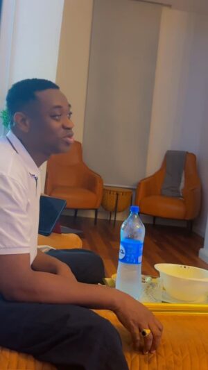 Adebimpe Oyebade Instagram - Our pappy @adedimejilateef have finally dropped HOUSE OF IYA PEJU ( the first episode titled : IYA PEJU , The swimming teacher 🤣
By the title you already know it’s gonna be chaotic and hilarious 😂
Please encourage hubby to do more by simply going on his YouTube LATEEF ADEDIMEJI TV 📺 to watch , he’s dropping more funny episodes this week 💜
Thanks for the love and support at all times 🥰