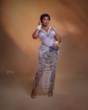 Adebimpe Oyebade Instagram - Last night, we premiered ABANISETE” by my brother and friend @iteledicon01 and it was such a great outing!
My dearest icon @iteledicon01 ,words alone can not express how proud I am of you, i cannot wait for the world to see the magic you made , BIG congratulations to the cast and crew of this beautiful piece . ABANISETE hits all cinemas from tomorrow, Please go out and see this beautiful work of art, ABANISETE is such a beautiful movie 🎥
Adorned in this beautiful dress by @collettecreations___
Beautiful pearl Jewelry by @justbeadit_ng
Photographed by @uyi.breeze
Thanks @collettecreations___ & @justbeadit_ng for coming through at the very last minute ✨