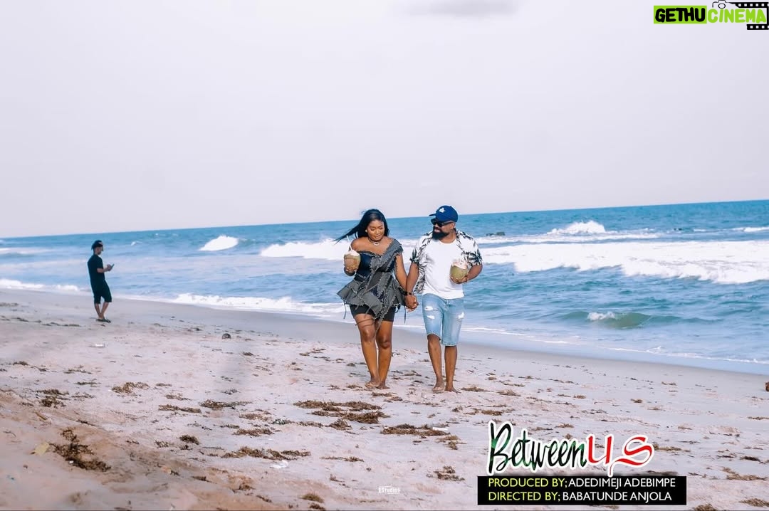 Adebimpe Oyebade - 5.8K Likes - Happy Sunday from Tiaraoluwa and Olaleye❤️
Have you seen BETWEEN US ?
It’s currently streaming on YouTube, MOBIMPETV 📺 

Kindly enjoy your Sunday evening with this beautiful movie 🎥 
Don’t forget to share , drop your reviews and like . Love y’all 🥰🫶💜

Cc @gabbylucciii 🌹